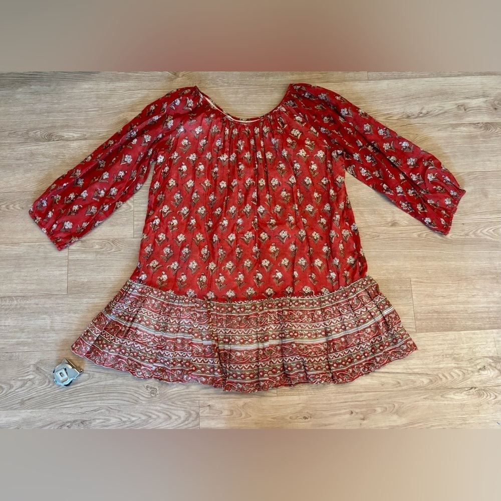 Clara the Label Dress. Medium. Paisley print with ruffle. EUC